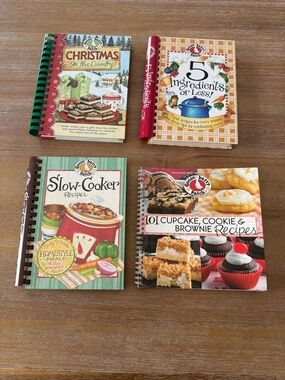 4 Gooseberry Patch Cook Books Vintage
